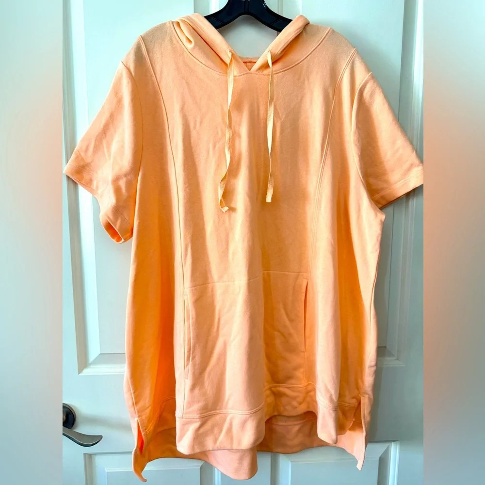 NWOT Lane Bryant Lightweight Short Sleeve Hoodie 22/24